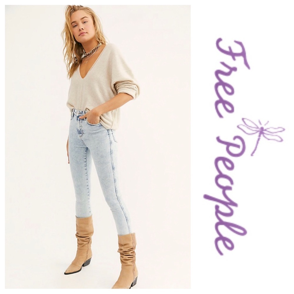 NWOT We The Free Raw High-Rise Jegging